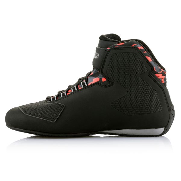 Ghete moto urbane Alpinestars Sektor negru / gri / rosu - MotoRR